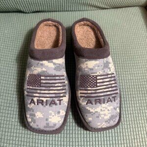 Ariat Men's Patriot Digital Camo American Flag Slippers Size 7